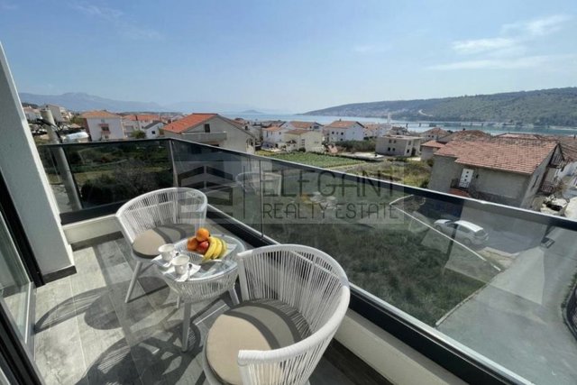 Apartment, 59 m2, For Rent, Trogir