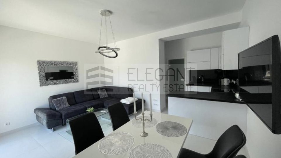 Apartment, 59 m2, For Rent, Trogir