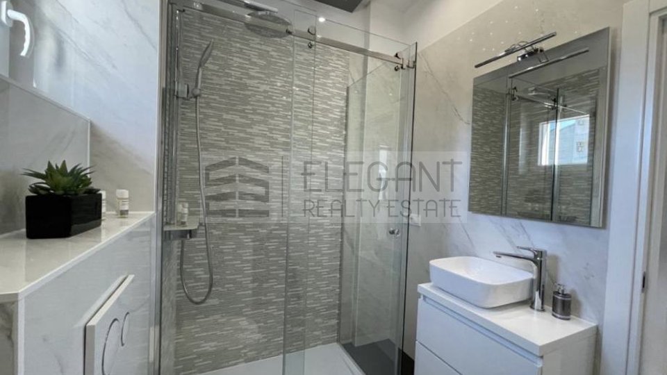 Apartment, 56 m2, For Rent, Trogir