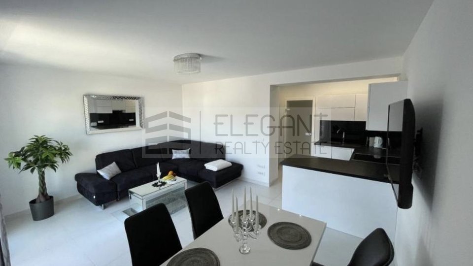 Apartment, 59 m2, For Rent, Trogir