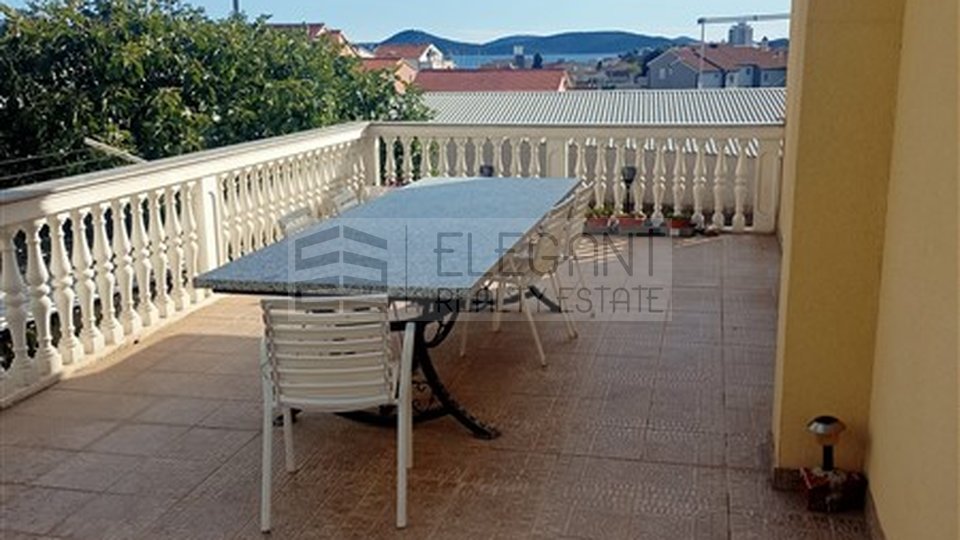 House, 250 m2, For Sale, Vodice